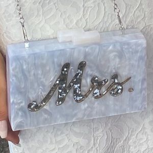 MRS acrylic clutch